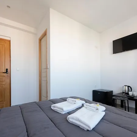 Liberal Gazi Apartment Athens Exterior photo