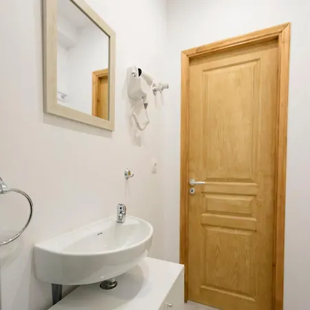 Liberal Gazi Apartment Athens Exterior photo