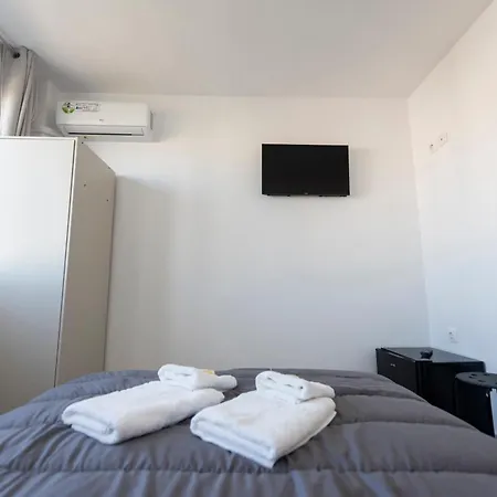 Liberal Gazi Apartment Athens Exterior photo