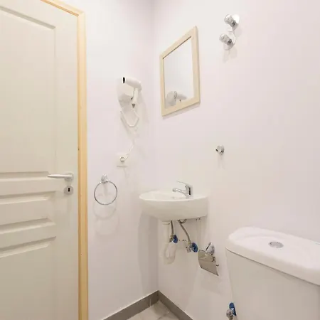 Liberal Gazi Apartment Athens Exterior photo