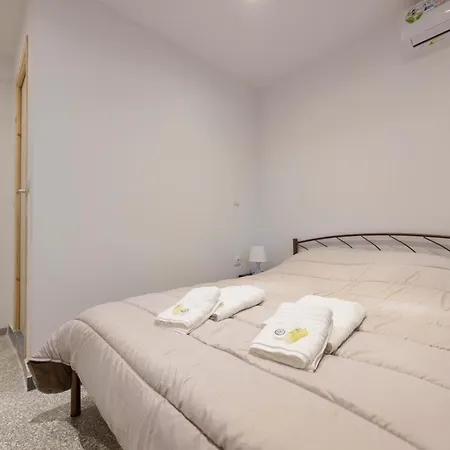Liberal Gazi Apartment Athens Exterior photo