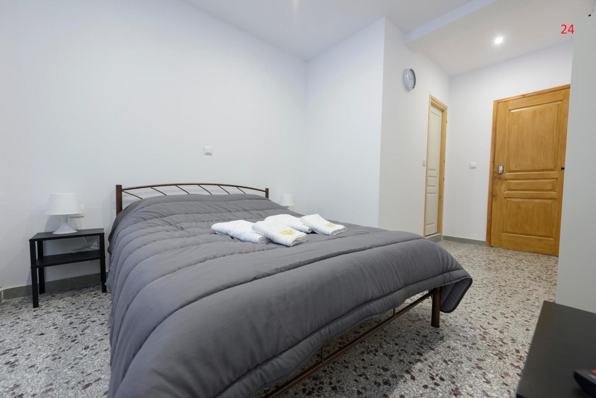 Liberal Gazi Apartment Athens